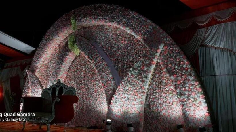 호텔 Utsav Grand By Chocolate Inn