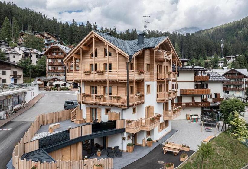 פנסיון Alpine Days Mountain Home