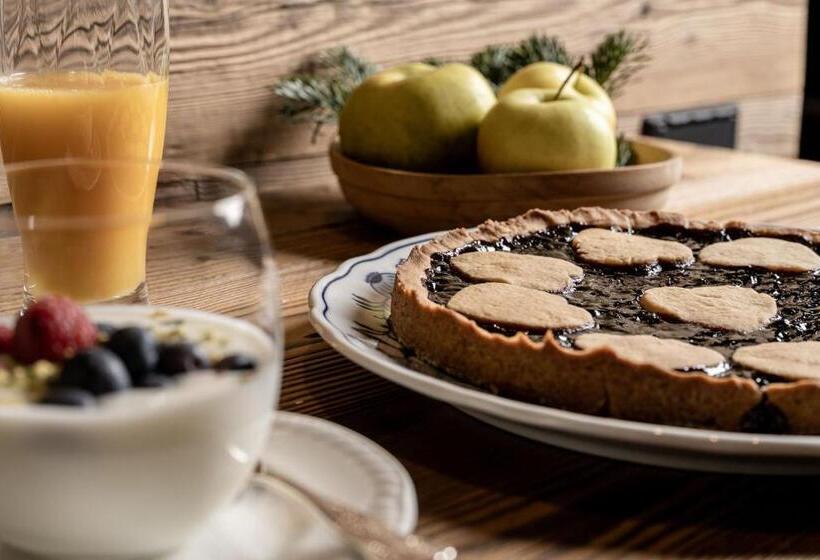 פנסיון Alpine Days Mountain Home