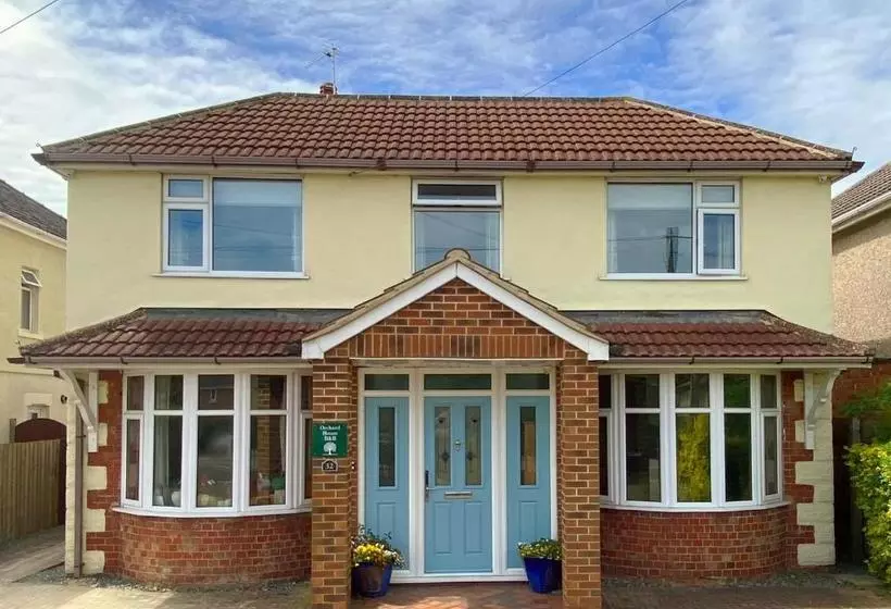 ベッドアンドブレックファースト Orchard House