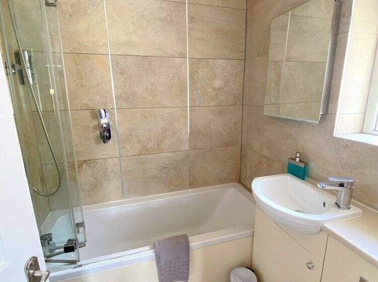 تختخواب و صبحانه Orchard House