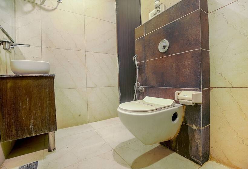 Hotel Crown Amritsar