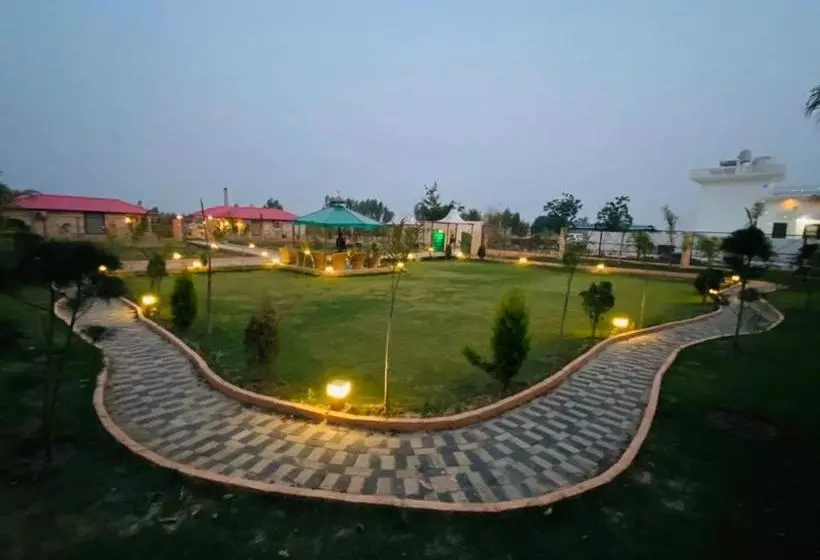 Hotelli Shivjot Farm & Resort Panchkula