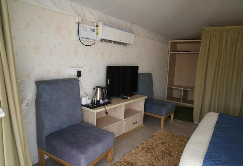 فندق Shivjot Farm & Resort Panchkula