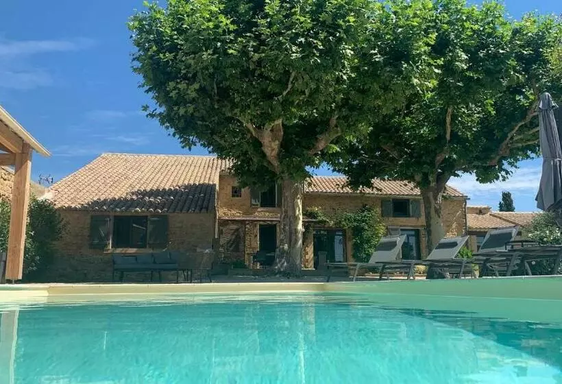 Aamiaismajoitus (B&B) Le Mas Andoli