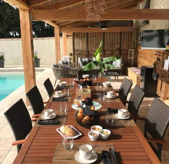 Aamiaismajoitus (B&B) Le Mas Andoli