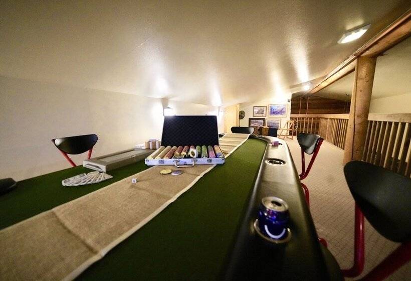 Flat Fish Lodge B&b And Event Center