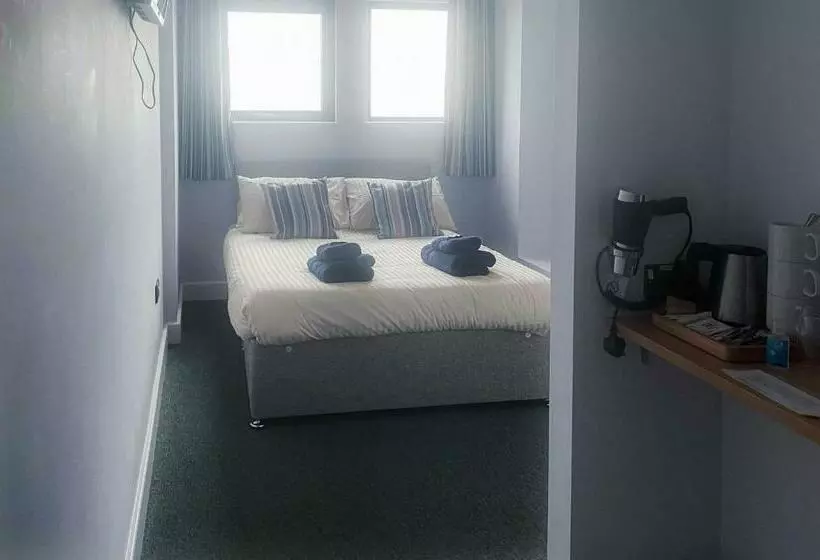 هتل No 6 Ocean Cabins   Saundersfoot Harbour   Saundersfoot