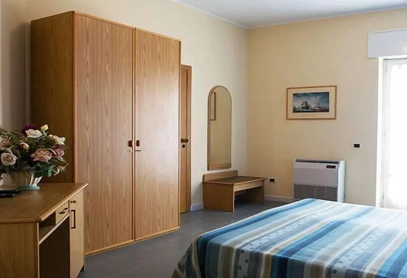 هتل Parthenius Cirella di Diamante