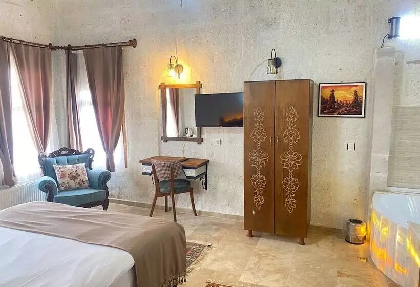 هتل Zuwinasa House