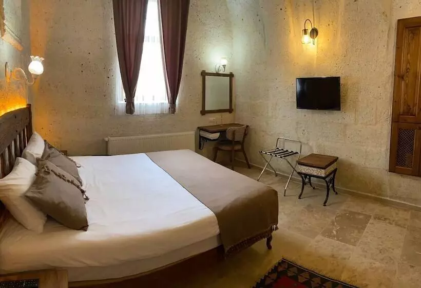 هتل Zuwinasa House