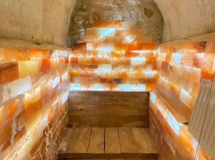 هتل Zuwinasa House