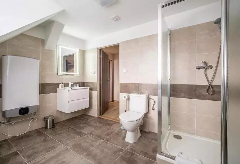 ペンション Apartment Jinghu