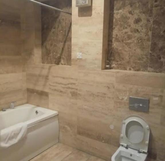 بنسيون Room In Lodge   Full Moon Hotel 2bd Apartment