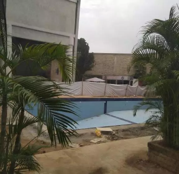 پانسیون Room In Lodge   Full Moon Hotel 2bd Apartment