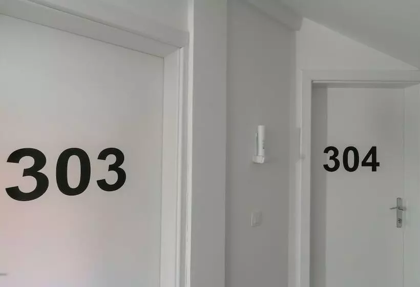 Aamiaismajoitus (B&B) Vila White