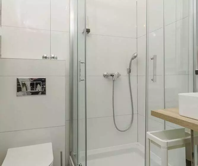 Aamiaismajoitus (B&B) Vila White