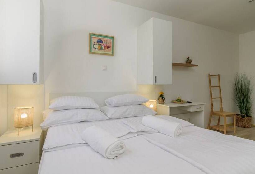 مبيت وإفطار Vila White