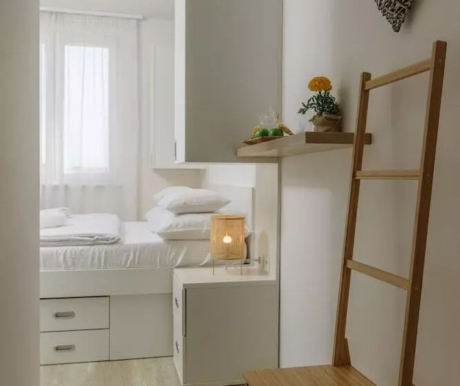 Aamiaismajoitus (B&B) Vila White