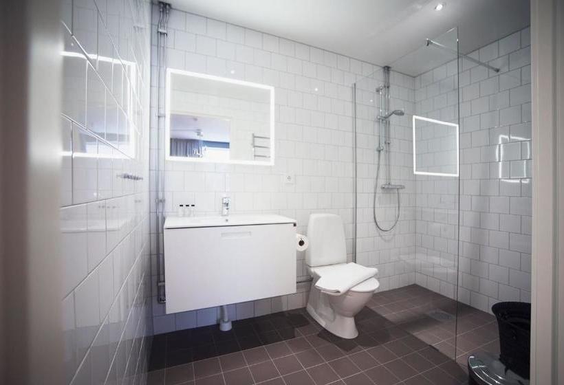 Sky Hotel Apartments, Hospitalstorget