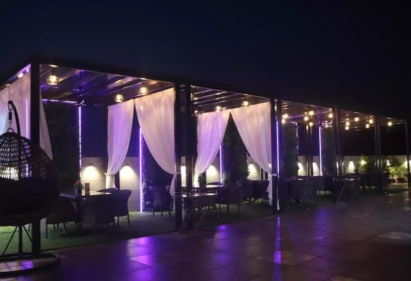 هاستل Pradeep Star Inn