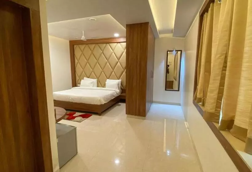 هاستل Pradeep Star Inn