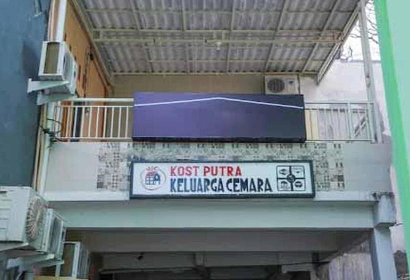 فندق Koolkost Syariah Near Pelabuhan Gresik