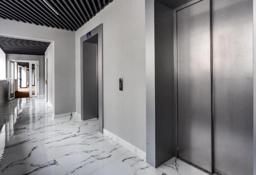 Отель Optima Collection Miramar Chornomorsk