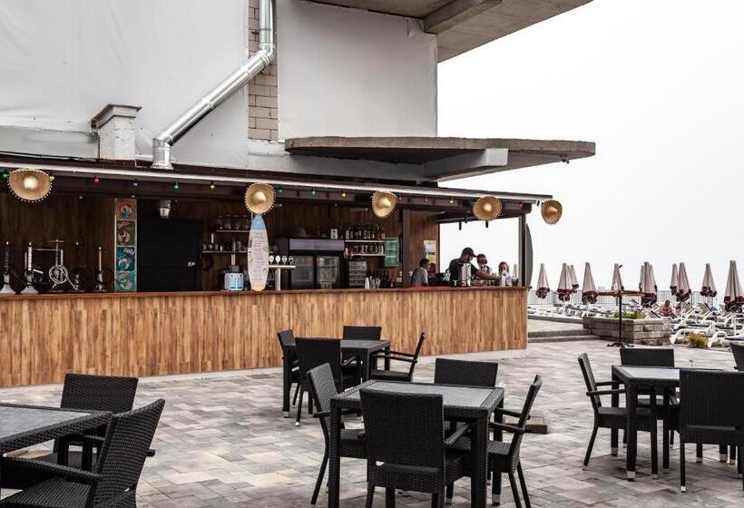 Отель Optima Collection Miramar Chornomorsk