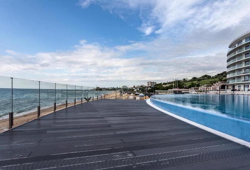 Отель Optima Collection Miramar Chornomorsk