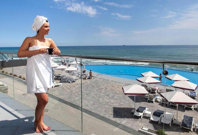 Отель Optima Collection Miramar Chornomorsk