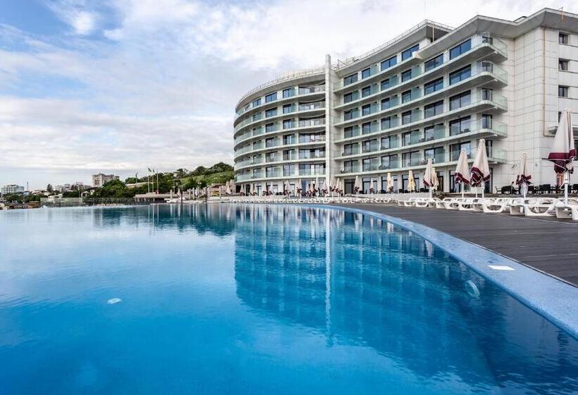 Отель Optima Collection Miramar Chornomorsk