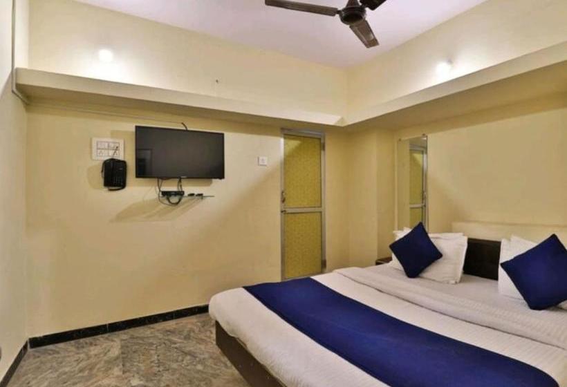 Hotel Oyo 80384  Shri Krishna