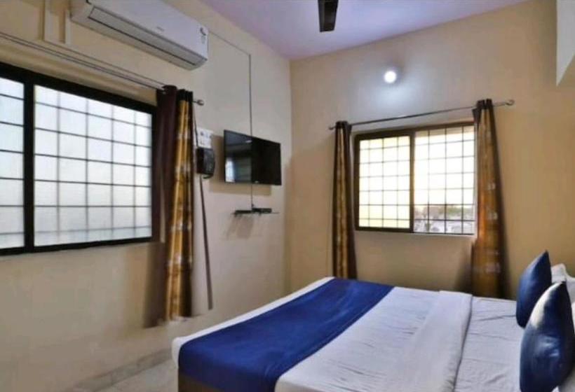 Hotel Oyo 80384  Shri Krishna