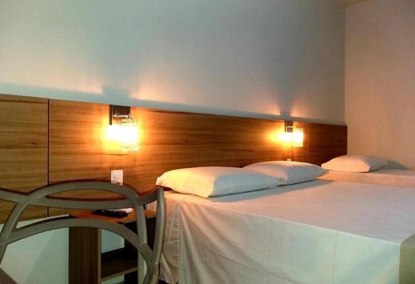 酒店 Petaluma Piumhi