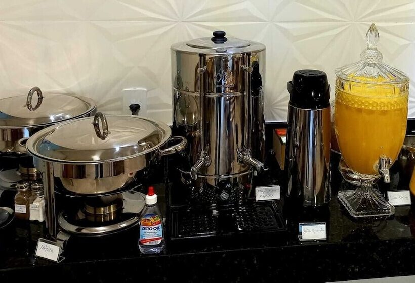 酒店 Petaluma Piumhi