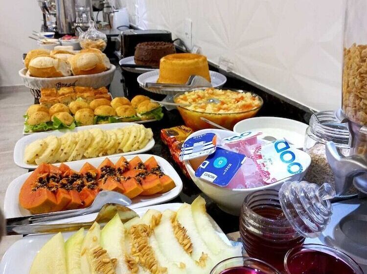 酒店 Petaluma Piumhi