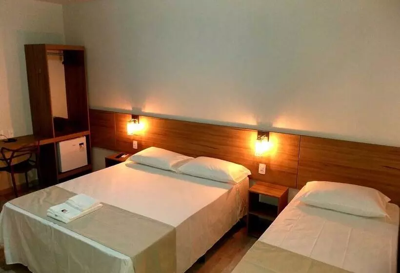 Hotelli Petaluma Piumhi