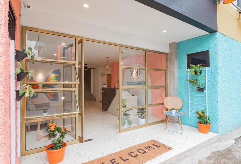 Sans Hotel Andalucia Pasteur Bandung