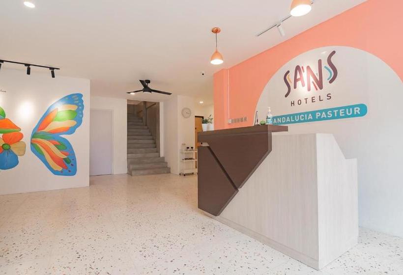Sans Hotel Andalucia Pasteur Bandung