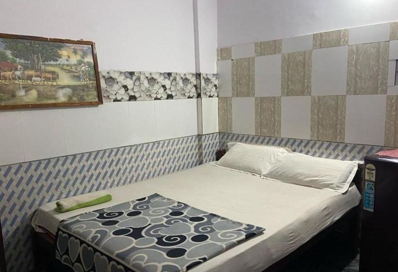 Hotel Spot On 80597 Red Rock Guest House