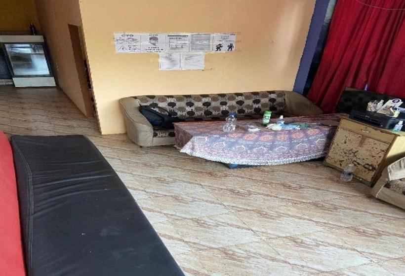 Hotel Spot On 80597 Red Rock Guest House