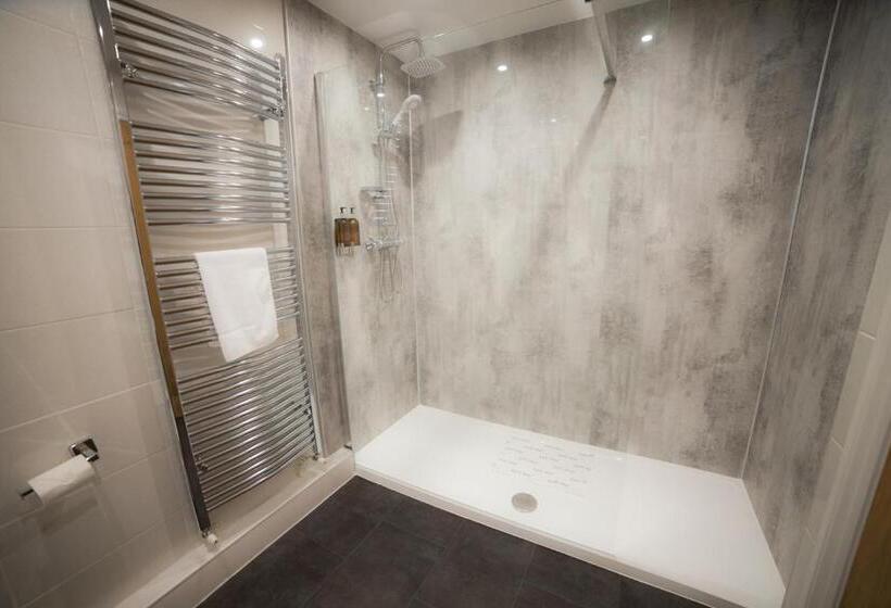 펜션 The Mardale Inn