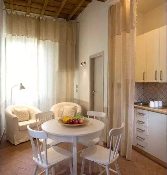 Aparthotel La Monna Lisa