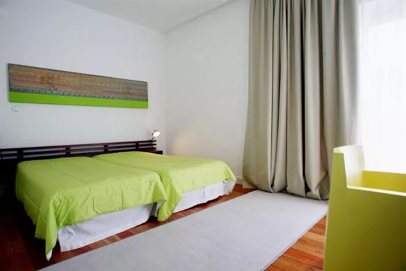 Furnas Lake Forest Living