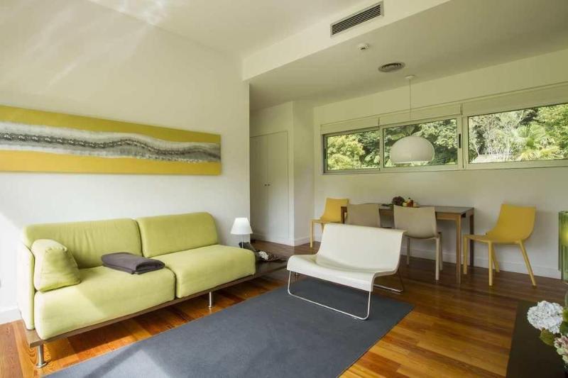 Furnas Lake Forest Living