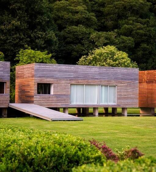 Furnas Lake Forest Living