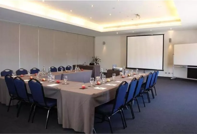 Alpha Hotel Eastern Creek