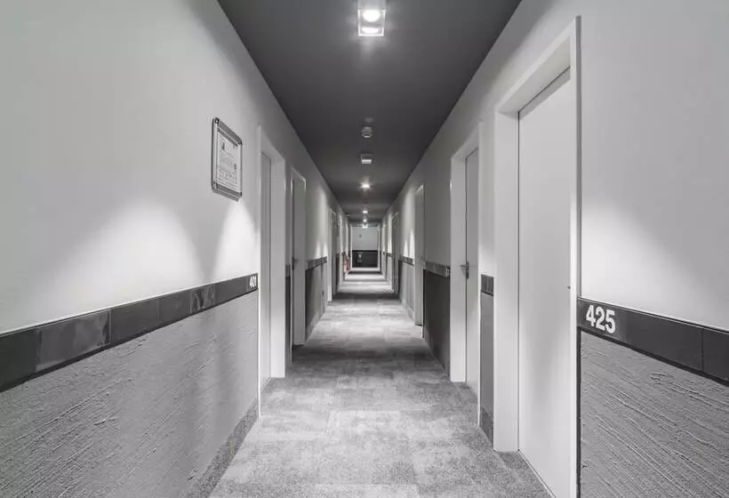 ホテル a&o Koln Neumarkt