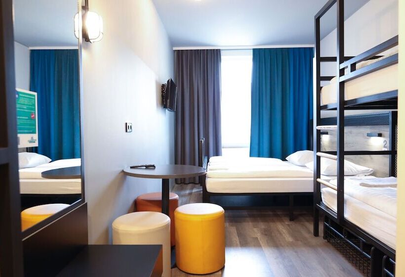 호텔 a&o Koln Neumarkt